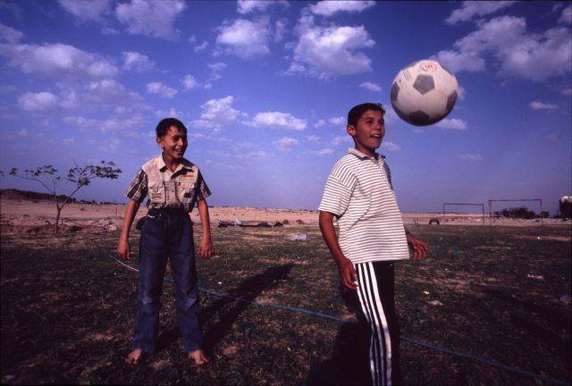 Football in the shadow of the siege